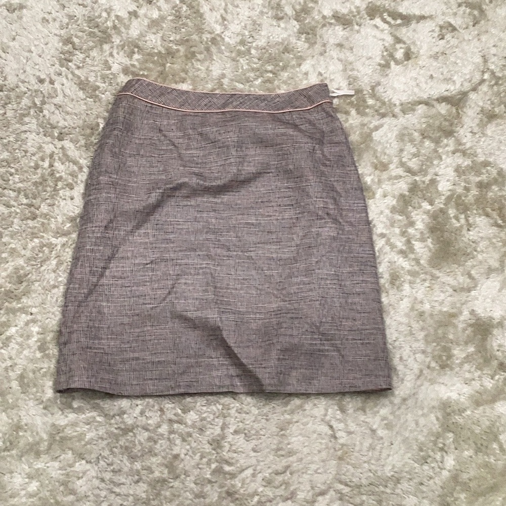 Louis Feraud Elegant Gray and pink Women's Skirt